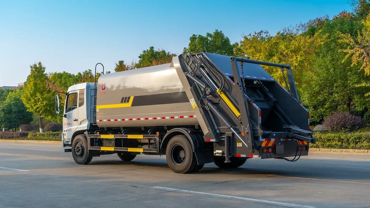 Waste Compactor Trucks