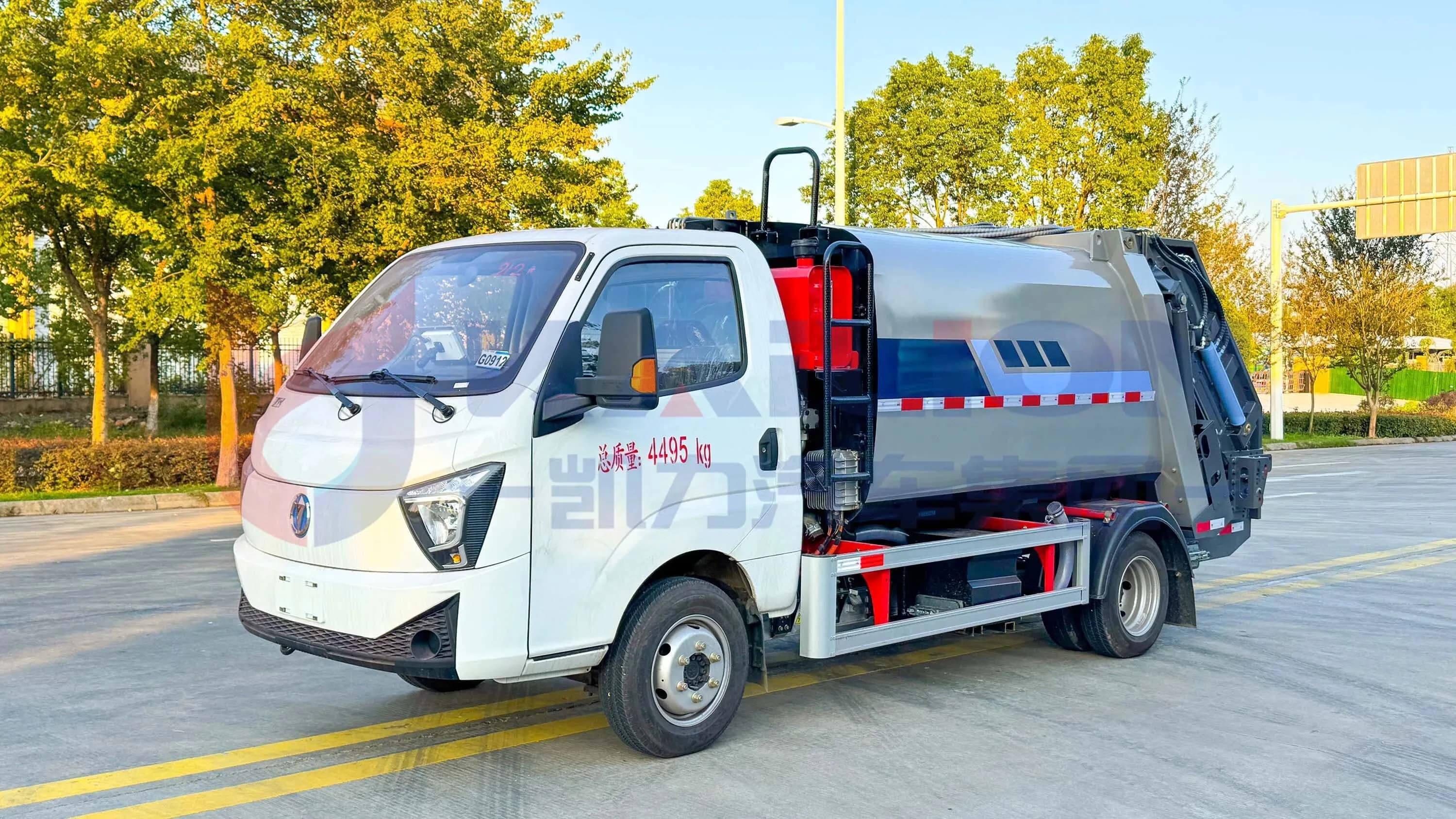 5.8 m³ Kailifeng–Feidi All-Electric Compactor Garbage Truck